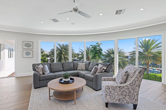 3700 NE 24th Avenue, Lighthouse Point, FL 33064