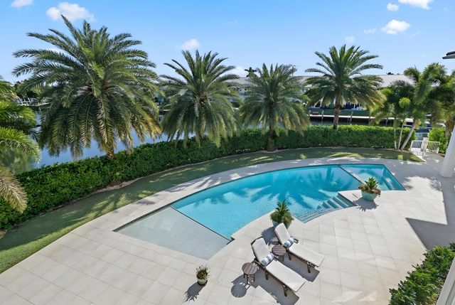 3700 NE 24th Avenue, Lighthouse Point, FL 33064