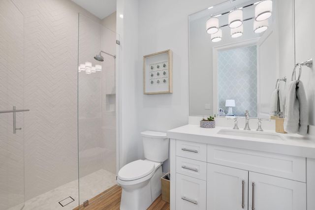 3700 NE 24th Avenue, Lighthouse Point, FL 33064