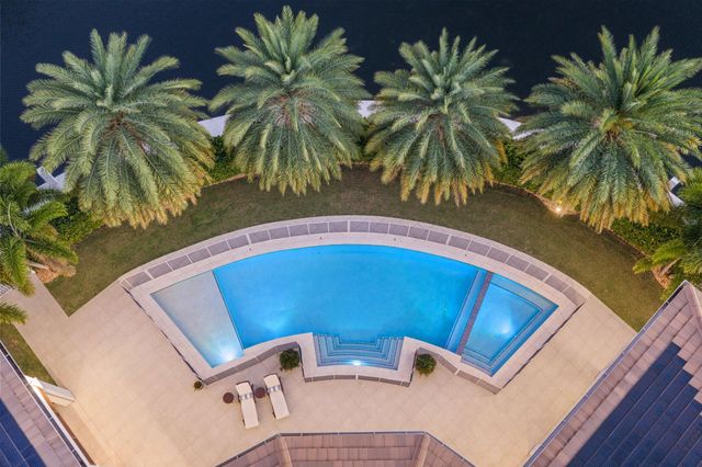 3700 NE 24th Avenue, Lighthouse Point, FL 33064