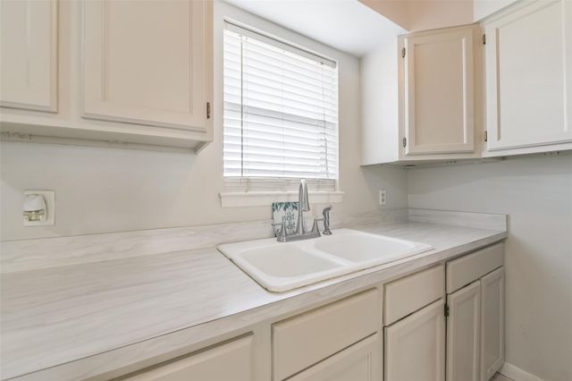 5514 Vickita Drive, Houston, TX 77032