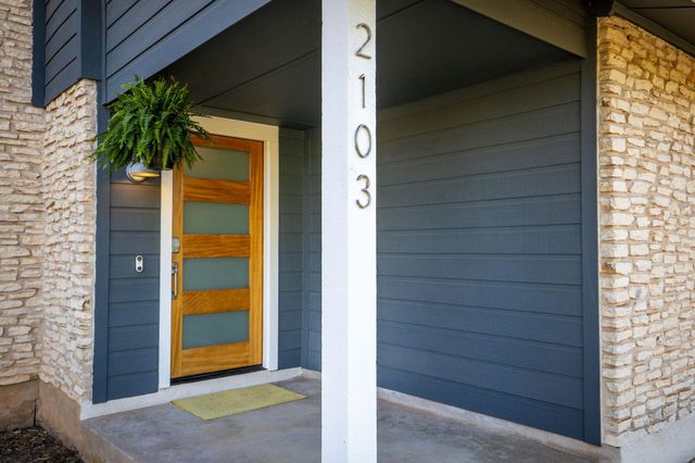 2103 Lear LN, Austin, TX 78745