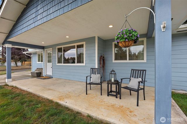 19428 Crescent Drive E, Spanaway, WA 98387