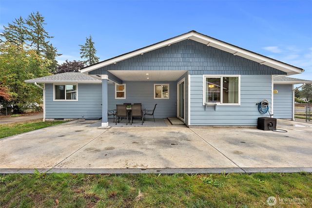 19428 Crescent Drive E, Spanaway, WA 98387