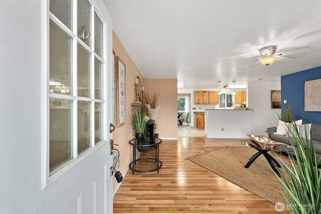 19428 Crescent Drive E, Spanaway, WA 98387