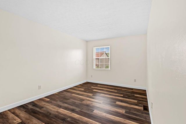 4848 Duke Philip Drive, 25B, Hilliard, OH 43026