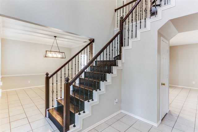 2930 Willow Creek Drive, Grapevine, TX 76051