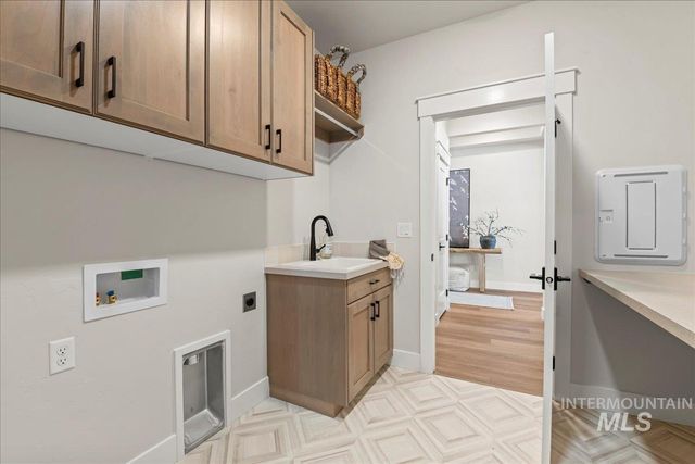 1299 W Ultar Dr, Nampa, ID 83686