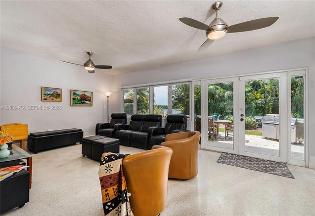 9350 SW 48 Street, Miami, FL 33165
