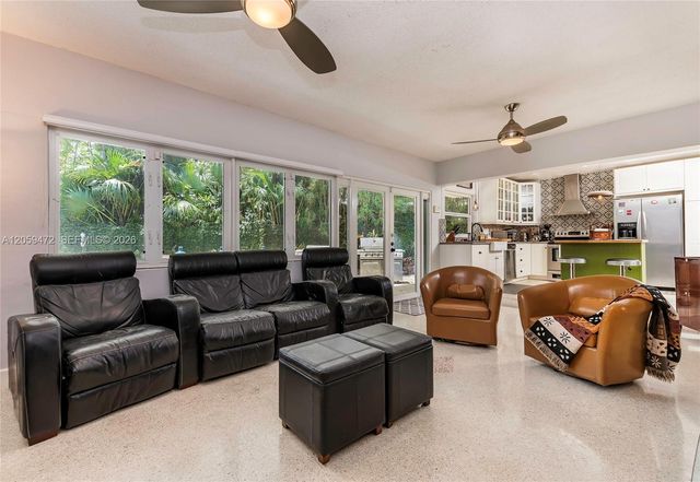 9350 SW 48 Street, Miami, FL 33165