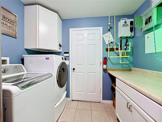 8307 LAINIE LANE, Orlando, FL 32818