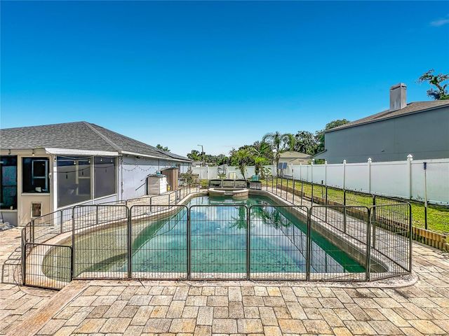 8307 LAINIE LANE, Orlando, FL 32818