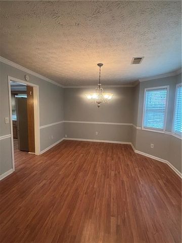 1135 Burning Bush, Loganville, GA 30052