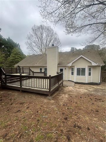 1135 Burning Bush, Loganville, GA 30052