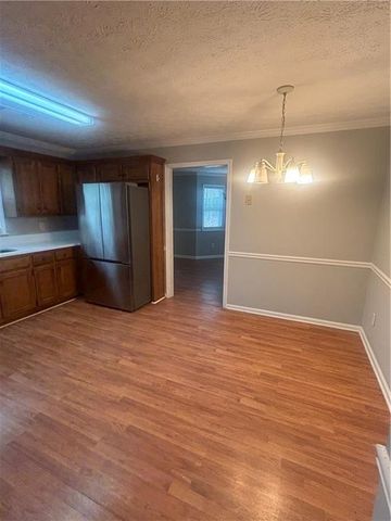 1135 Burning Bush, Loganville, GA 30052