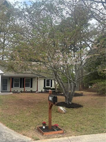 1135 Burning Bush, Loganville, GA 30052