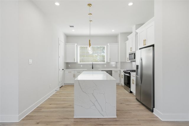 10929 Ivyridge Drive B, Houston, TX 77043