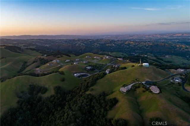 12650 Cenegal Road, Atascadero, CA 93422