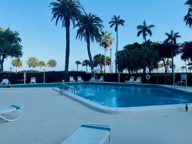 1408 Brickell Bay Dr 916, Miami, FL 33131