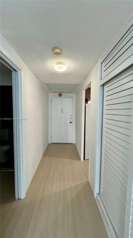 1408 Brickell Bay Dr 916, Miami, FL 33131