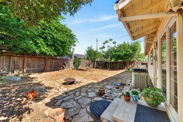 10653 Campana Way, Rancho Cordova, CA 95670