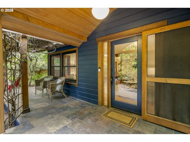 2595 Sw 87TH Ave, Portland, OR 97225