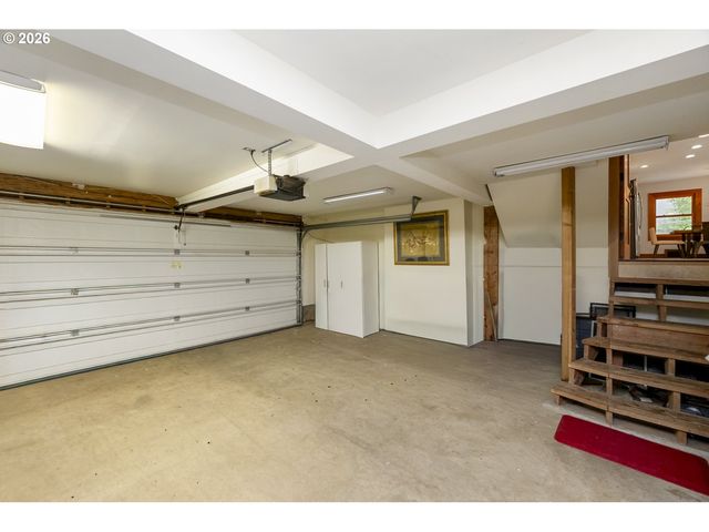 2595 Sw 87TH Ave, Portland, OR 97225