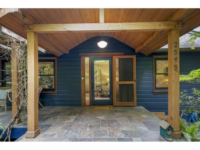 2595 Sw 87TH Ave, Portland, OR 97225