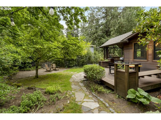 2595 Sw 87TH Ave, Portland, OR 97225