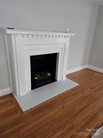 221 E Herman Street, Newton, NC 28658