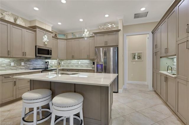 5752 Elbow AVE, Naples, FL 34113