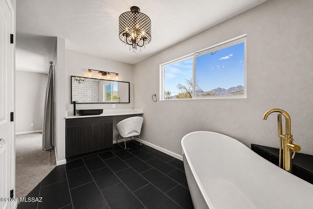 10305 E Camino Tesote, Tucson, AZ 85749