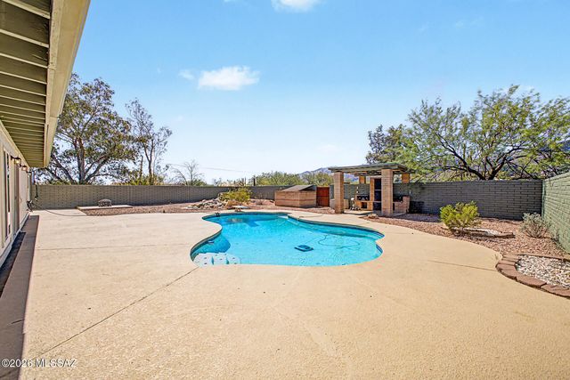 10305 E Camino Tesote, Tucson, AZ 85749