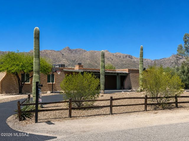 10305 E Camino Tesote, Tucson, AZ 85749