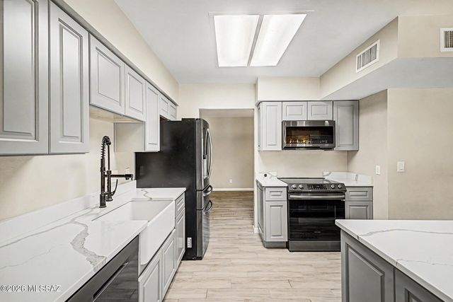 10305 E Camino Tesote, Tucson, AZ 85749