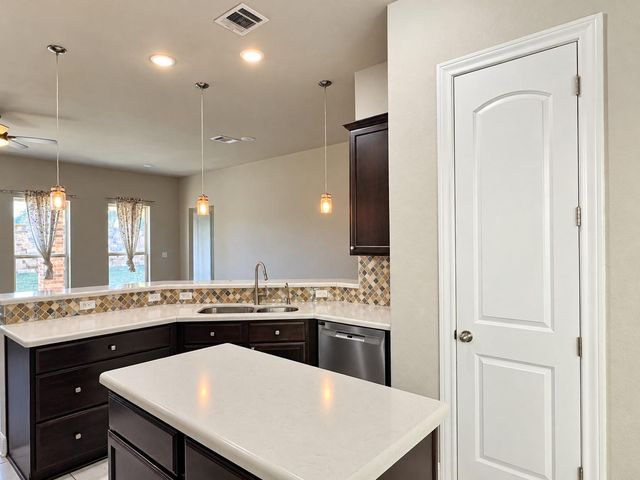 2637 Enza DR, Round Rock, TX 78665
