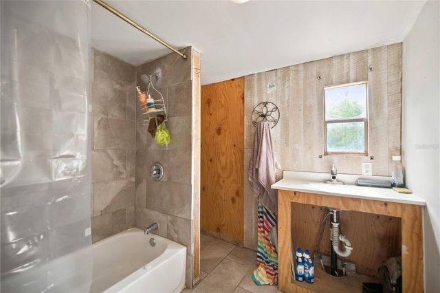 2290 SE 141ST AVENUE, Morriston, FL 32668