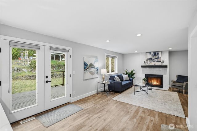 5175 NW El Camino Boulevard, Bremerton, WA 98312