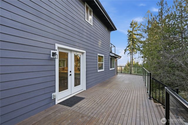 5175 NW El Camino Boulevard, Bremerton, WA 98312