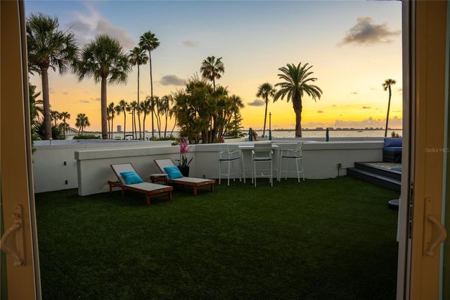 988 BLVD OF THE ARTS 109, Sarasota, FL 34236
