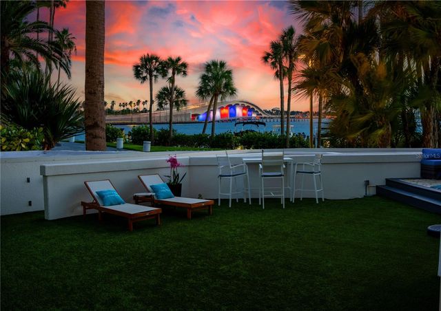 988 BLVD OF THE ARTS 109, Sarasota, FL 34236