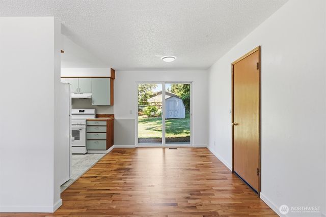 4627 192nd St SW, Lynnwood, WA 98036
