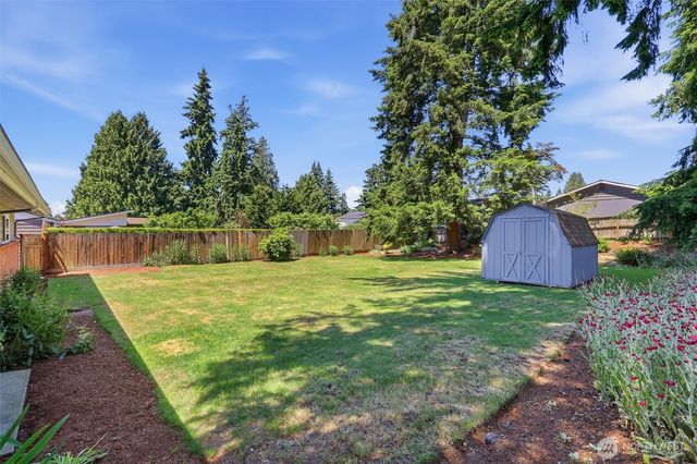 4627 192nd St SW, Lynnwood, WA 98036