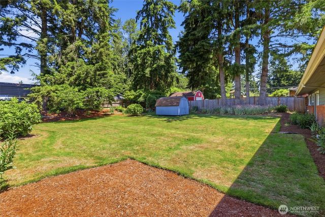 4627 192nd St SW, Lynnwood, WA 98036
