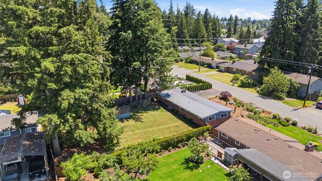 4627 192nd St SW, Lynnwood, WA 98036