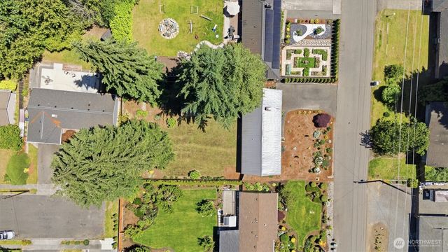 4627 192nd St SW, Lynnwood, WA 98036