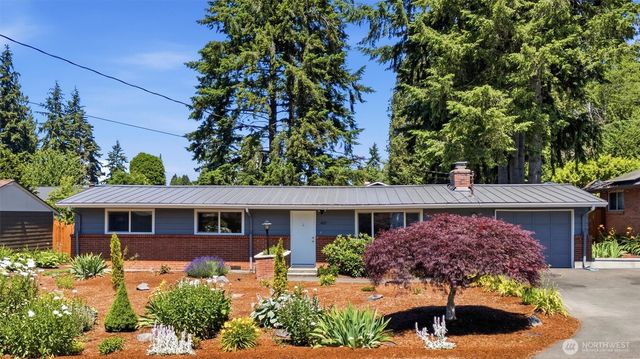 4627 192nd St SW, Lynnwood, WA 98036