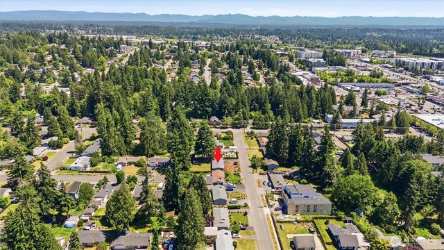 4627 192nd St SW, Lynnwood, WA 98036