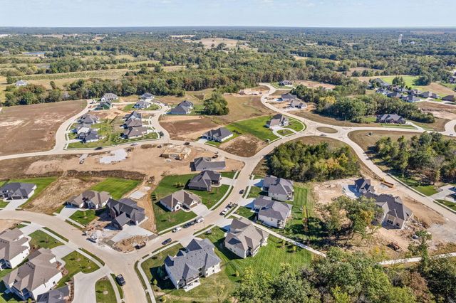 6508 PORTRUSH DR, Columbia, MO 65201