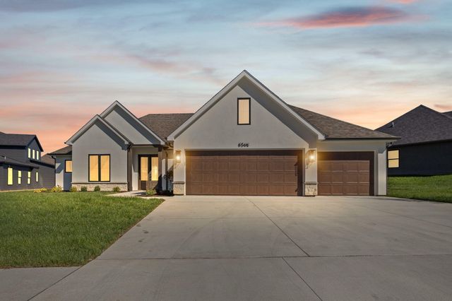 6508 PORTRUSH DR, Columbia, MO 65201
